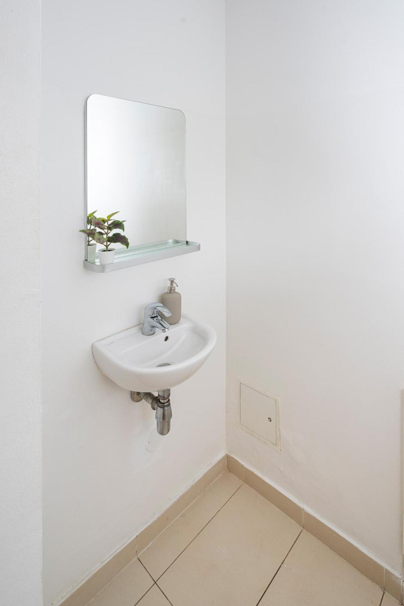 Gemuetliches, Ruhiges Apartment - 90M2 Mit Garten Und Terrasse Wenen Buitenkant foto